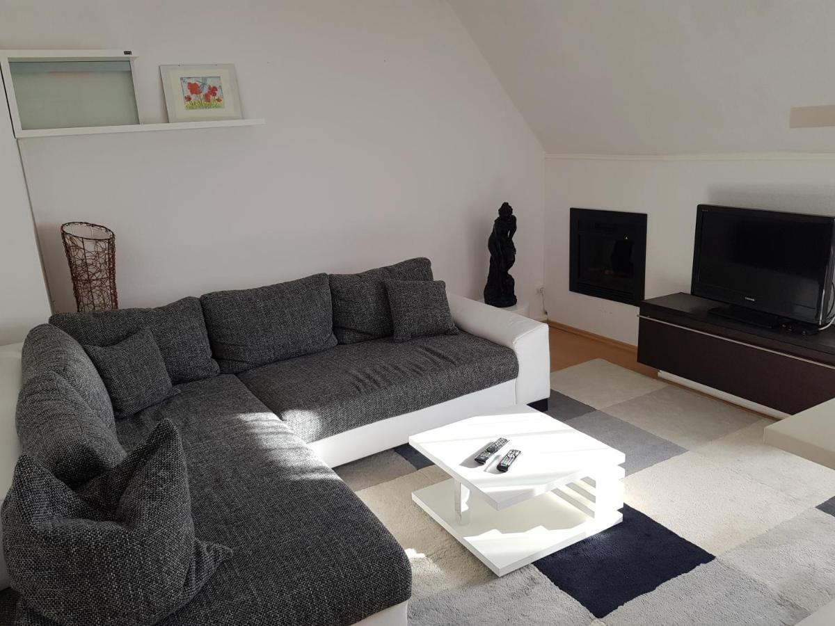 Apartment Am Suedpark Erfurt - Inkl Garten Mit Sitzlounge - Zentrumsnah Kültér fotó
