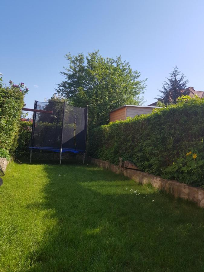 Apartment Am Suedpark Erfurt - Inkl Garten Mit Sitzlounge - Zentrumsnah Kültér fotó