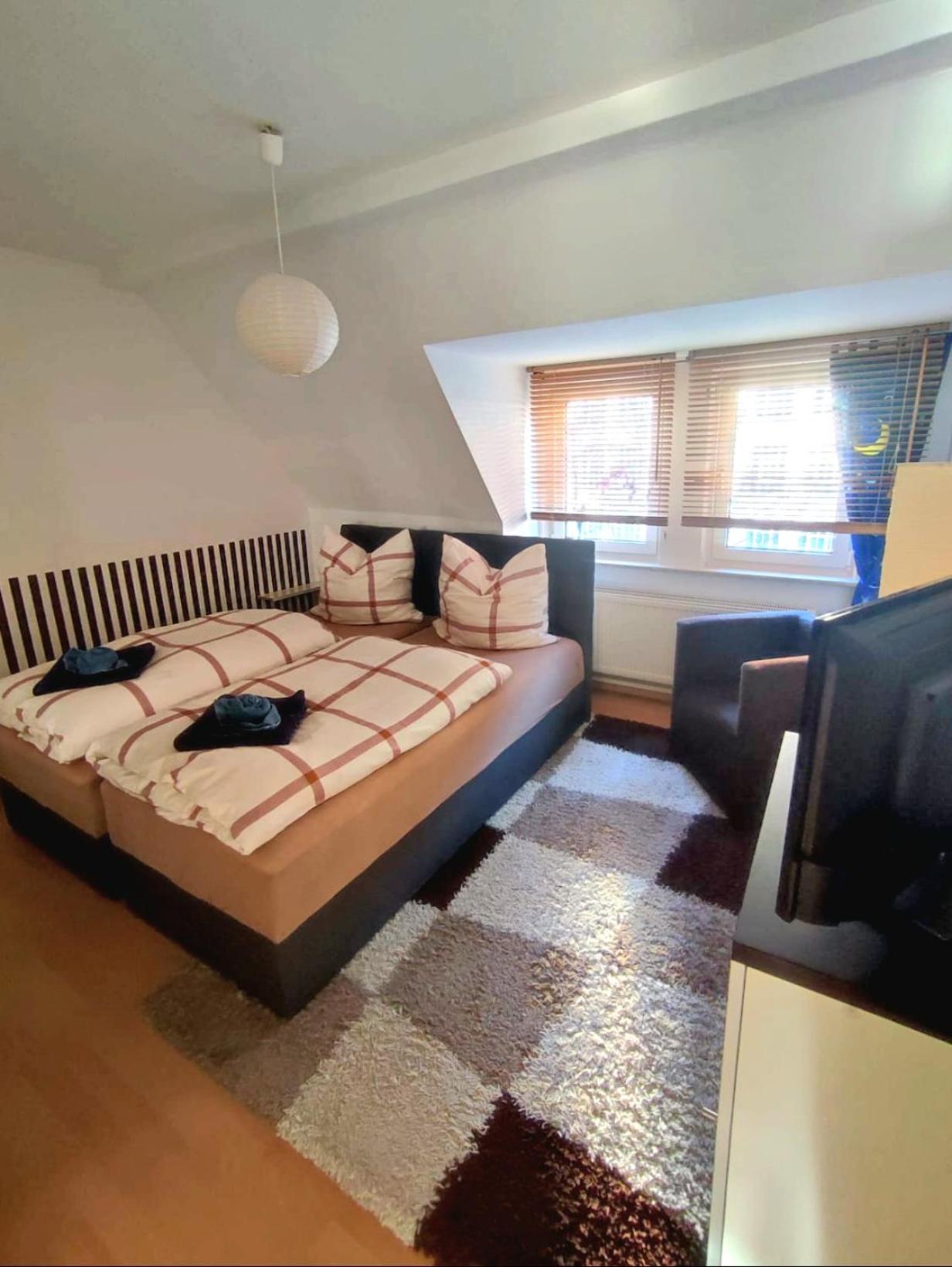 Apartment Am Suedpark Erfurt - Inkl Garten Mit Sitzlounge - Zentrumsnah Kültér fotó