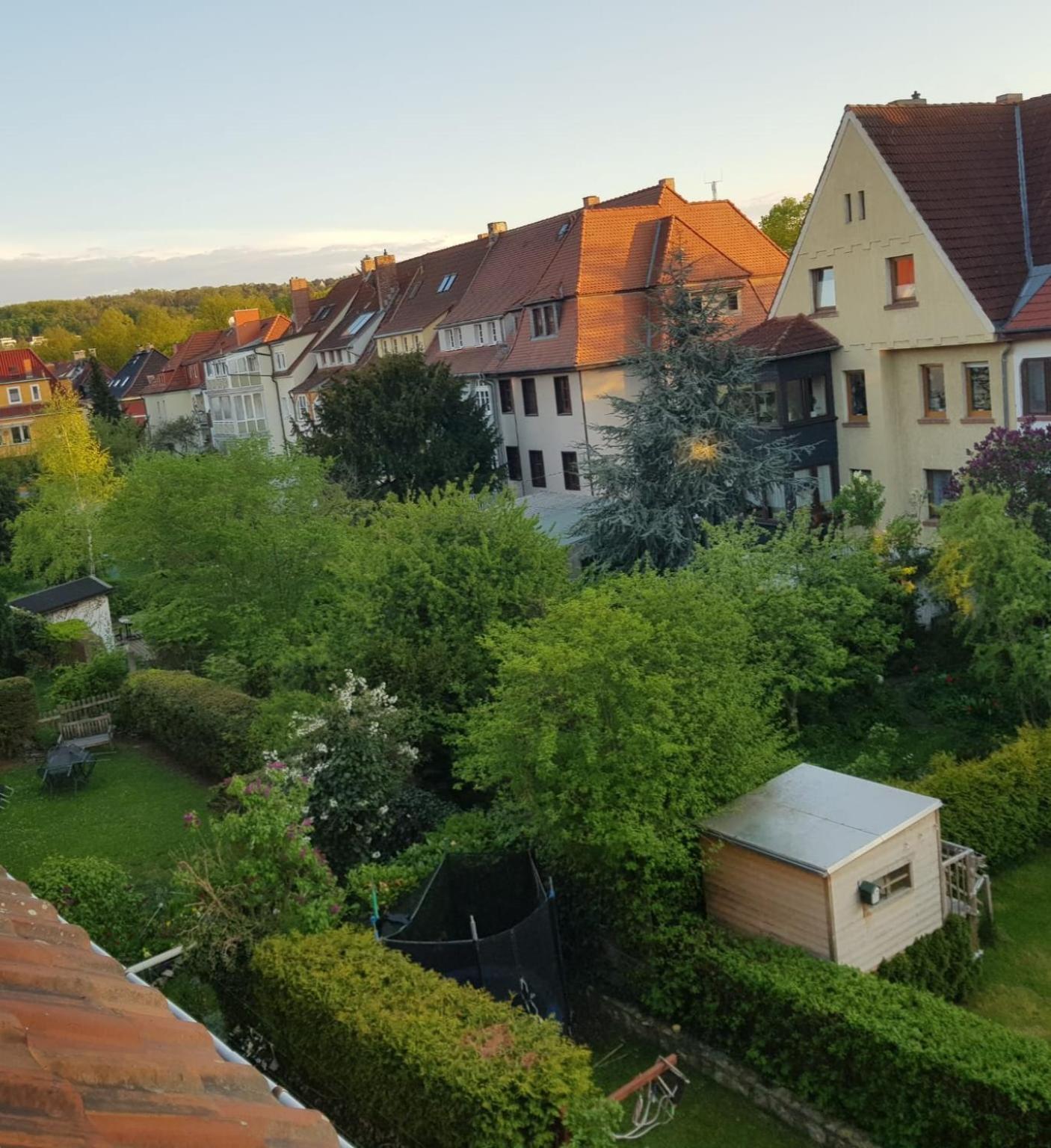 Apartment Am Suedpark Erfurt - Inkl Garten Mit Sitzlounge - Zentrumsnah Kültér fotó