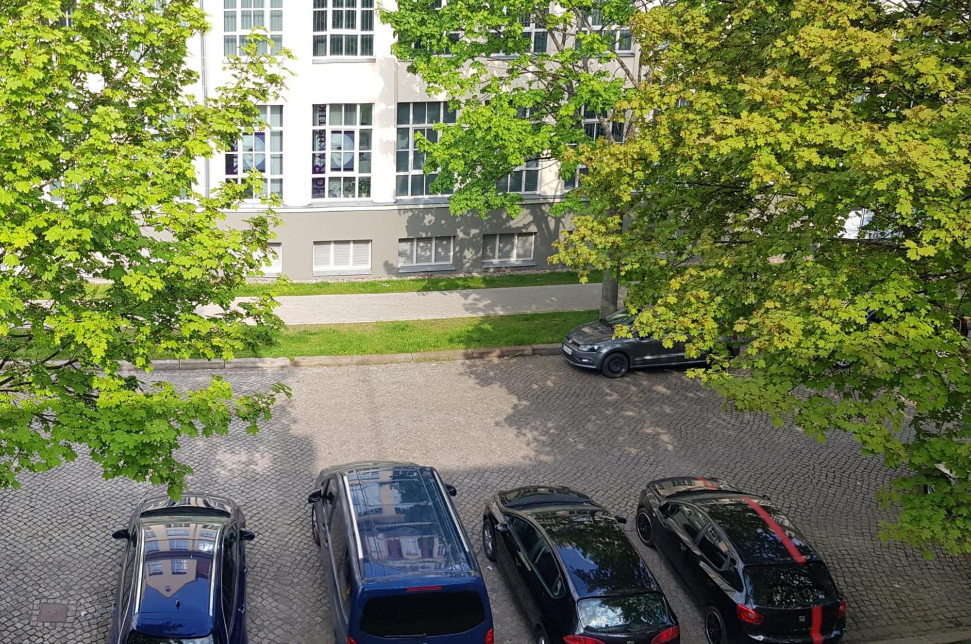 Apartment Am Suedpark Erfurt - Inkl Garten Mit Sitzlounge - Zentrumsnah Kültér fotó